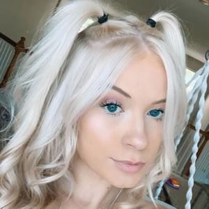 Meet your Posher, Kaytlyn